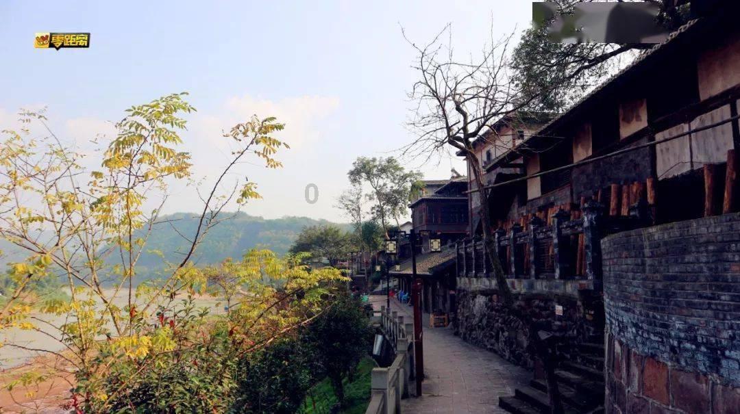 中国A股周一下跌 沪指失守2800点关口